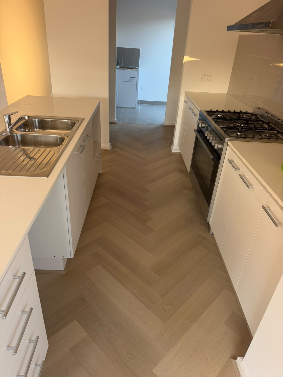 Nordic Oak Herringbone